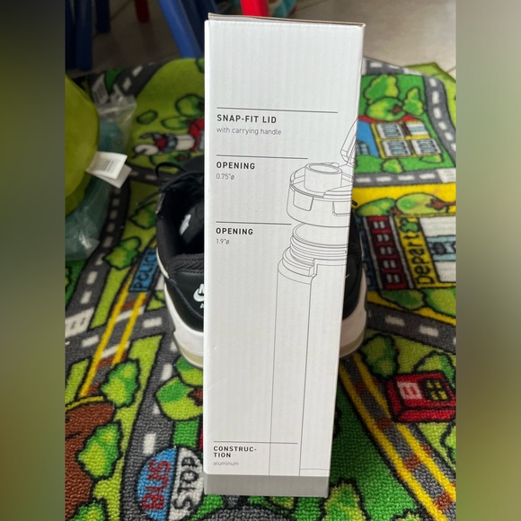 NIP Publix Aluminum Water Bottle - Picture 5 of 9